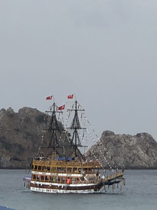 Strand Riviera Hotel & Spa