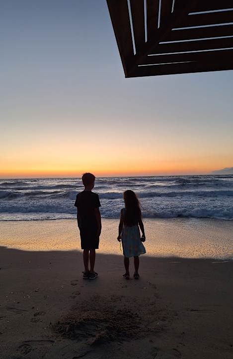 Strand Almyros Beach Resort & Spa