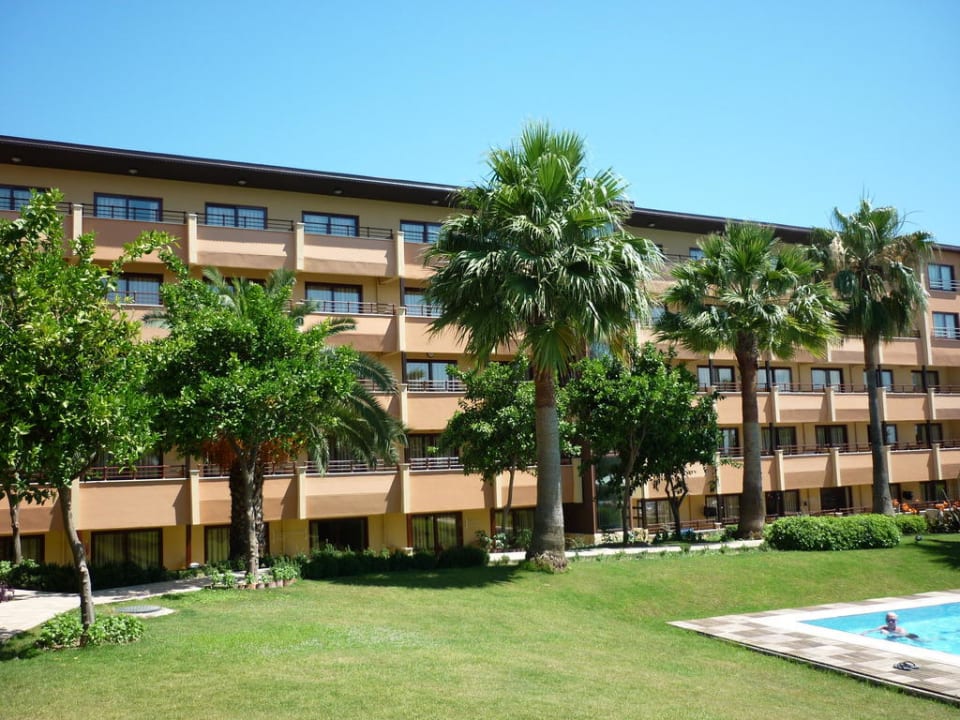 Nebengebäude Hotel Grand Side