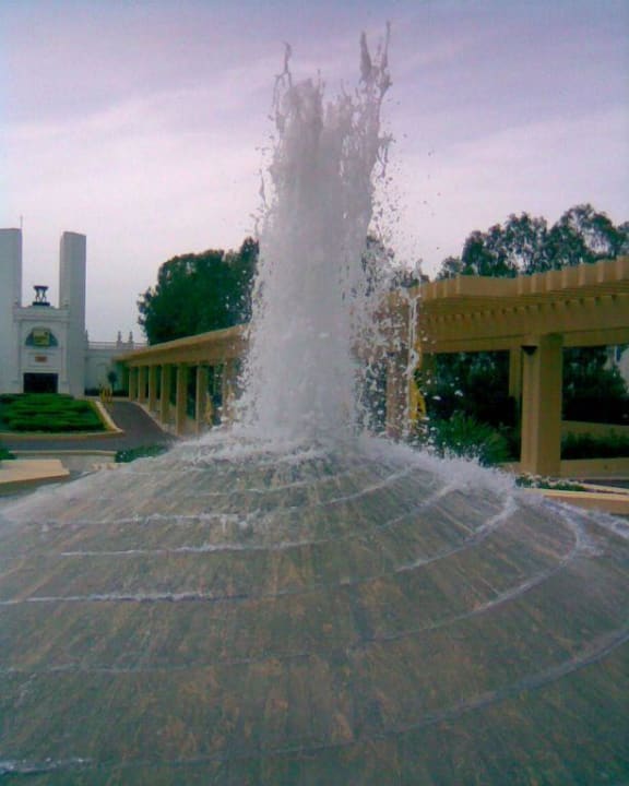 Bei der Hoteleinfahrt Monachus Family Resort Sorgun