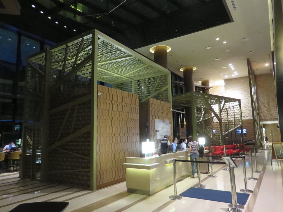 Rezeption Holiday Inn Express Singapore Clarke Quay