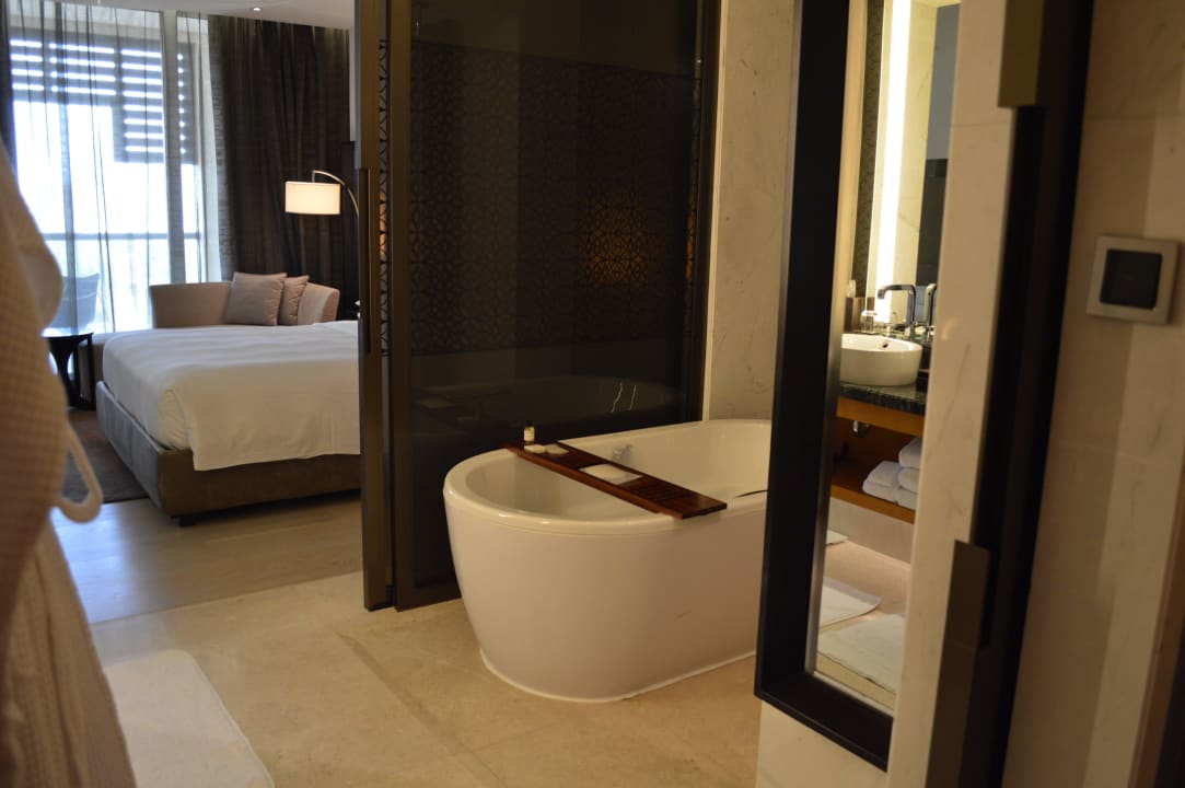 Bad Park Hyatt Abu Dhabi Hotel and Villas