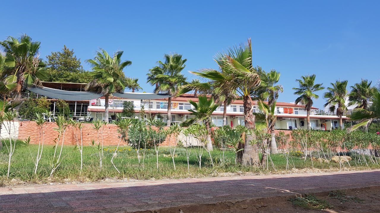 Außenansicht Adora Calma Beach Hotel