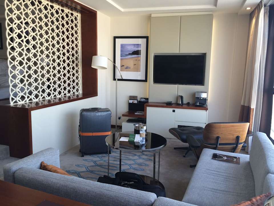 Wohnzimmer bei der Abreise Hotel Jumeirah Emirates Towers