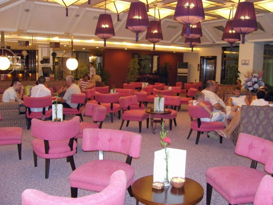 Lobby Side Star Elegance