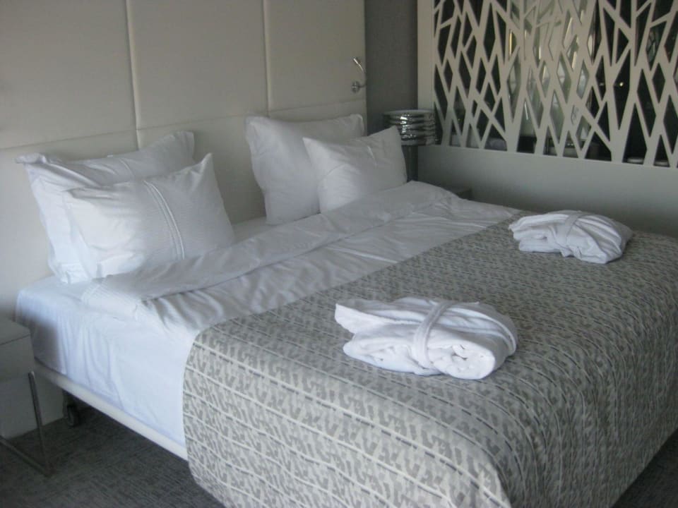 Schick The Sense Deluxe Hotel