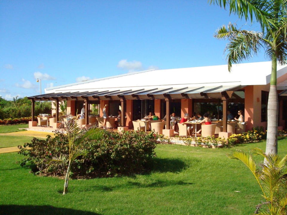 Terrasse vom Thalassa Catalonia Royal Bavaro - Adults only