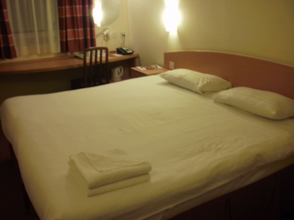 Blick ins Zimmer ibis Styles London Excel