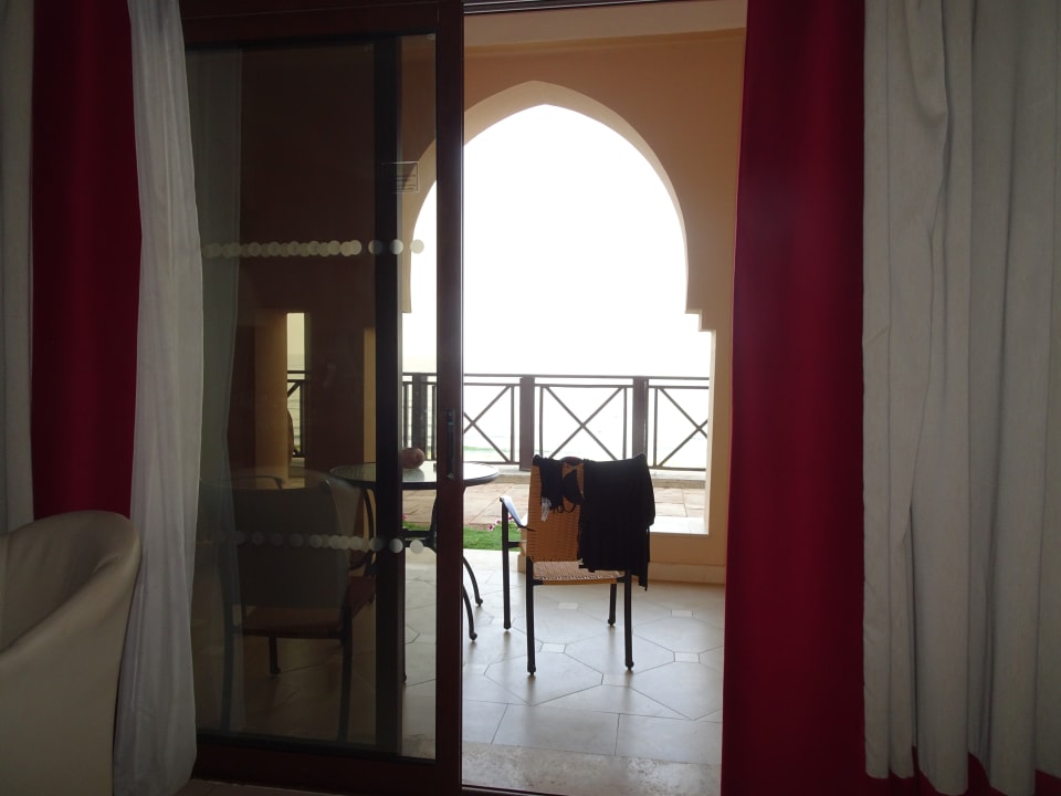 Zimmer Miramar Al Aqah Beach Resort