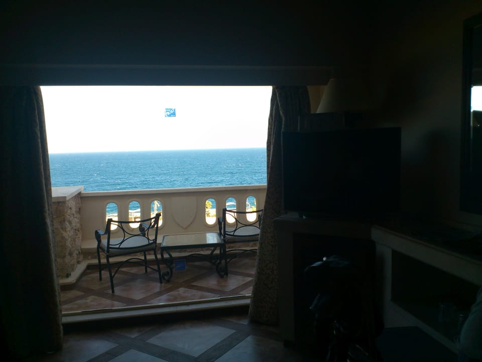 Blick vom Bett Pickalbatros Citadel Resort