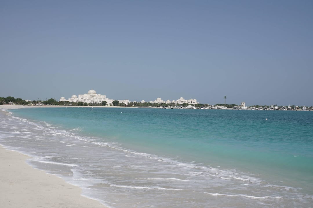 Strand Emirates Palace Mandarin Oriental