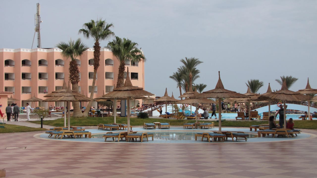 Pool Beach Albatros Resort