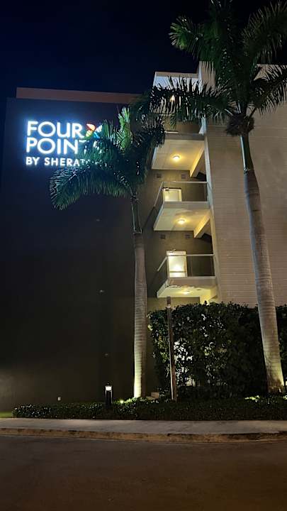 Außenansicht Hotel Four Points by Sheraton Punta Cana Village