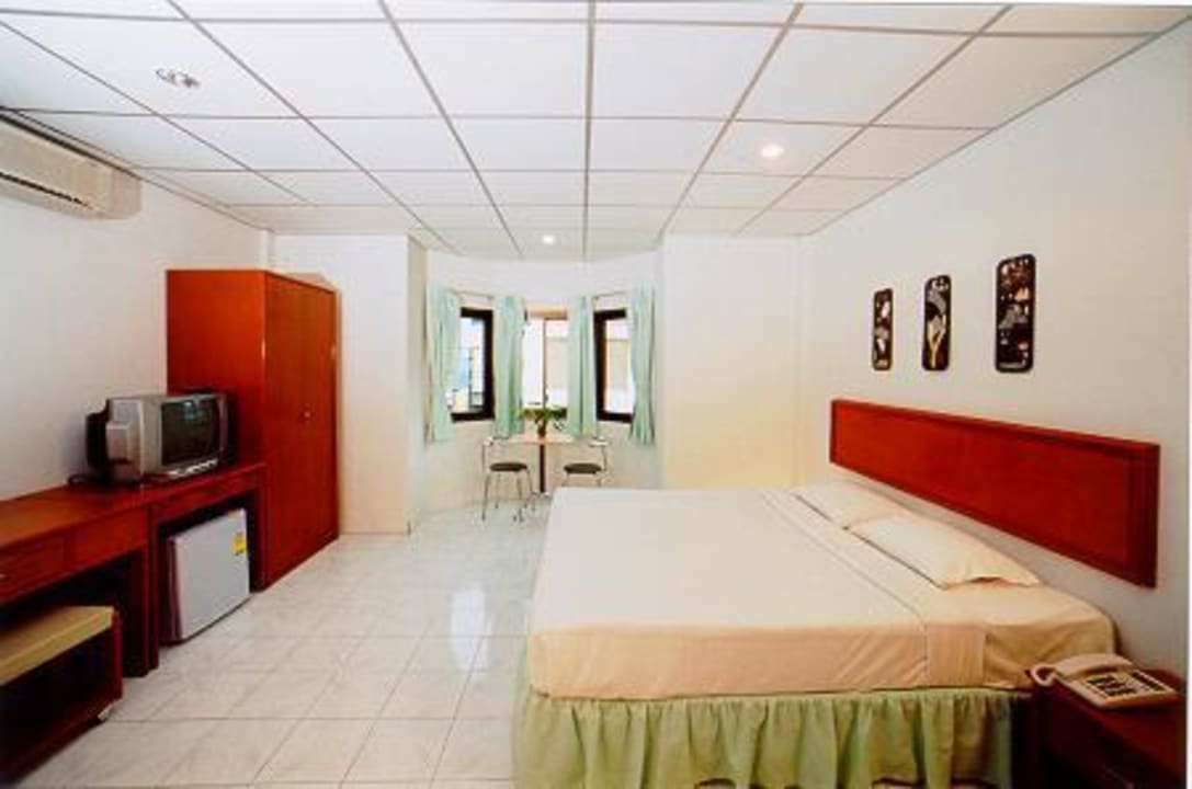 Double room Hotel Welcome Inn on Karon Beach