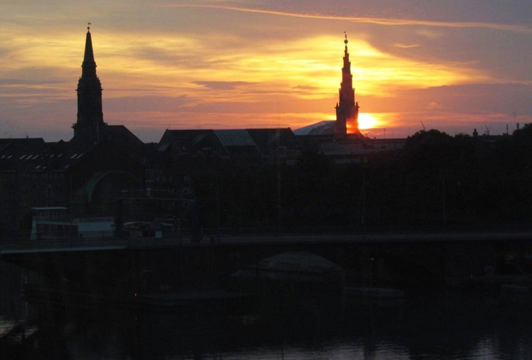 Sunrise from Junior suite #522 Copenhagen Marriott Hotel