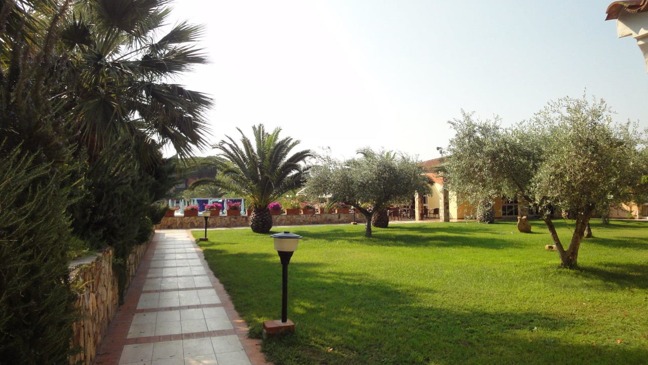 Gepflegte Gartenanlage Tirreno Resort
