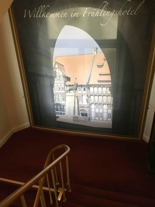 Motiv 2 im Flur Frühlings-Hotel