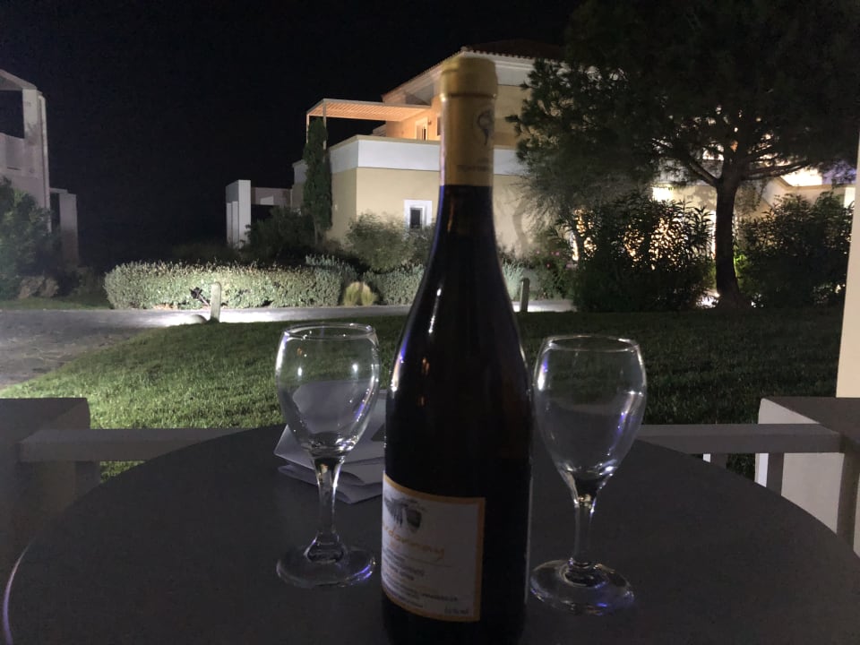 Gastro Neptune Luxury Resort