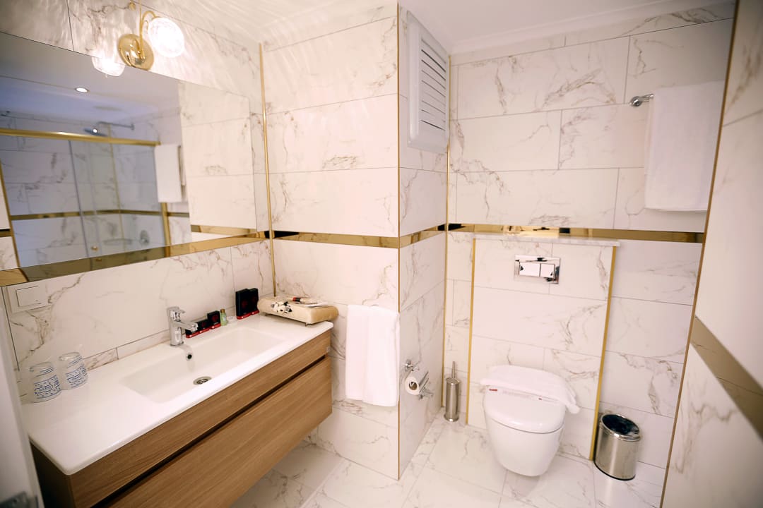 Sonstiges Enki Hotel