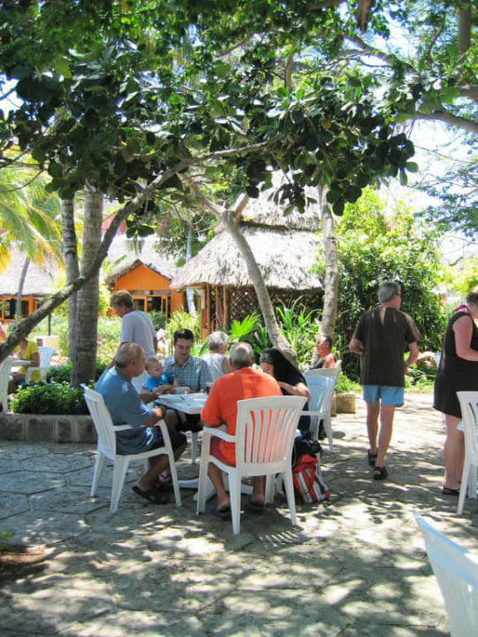 Sitzgelegenheit im Poolbereich Hotel Tuxpan Varadero