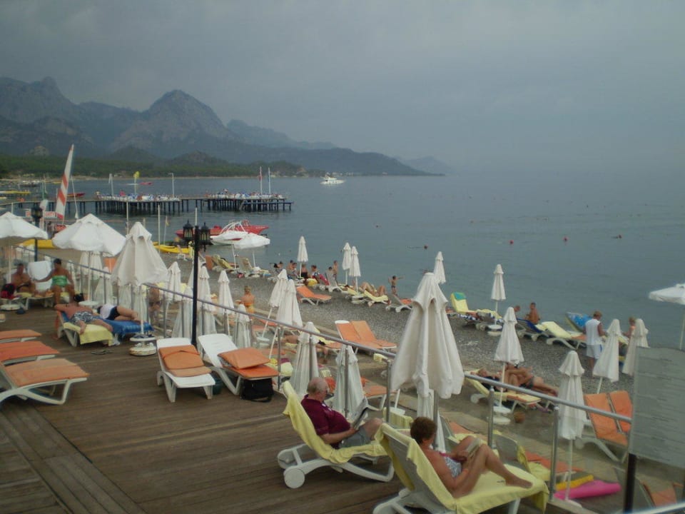 Kleiner Strandbereich Orange County Kemer