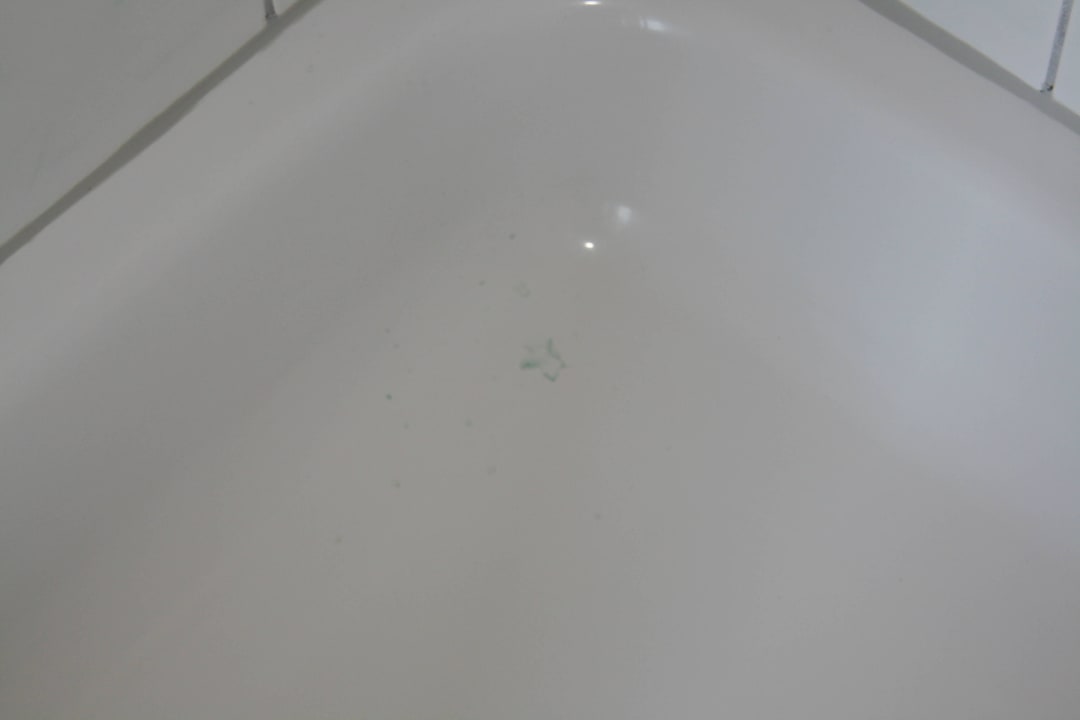 Verdrecktes Duschbecken Villa Baltia