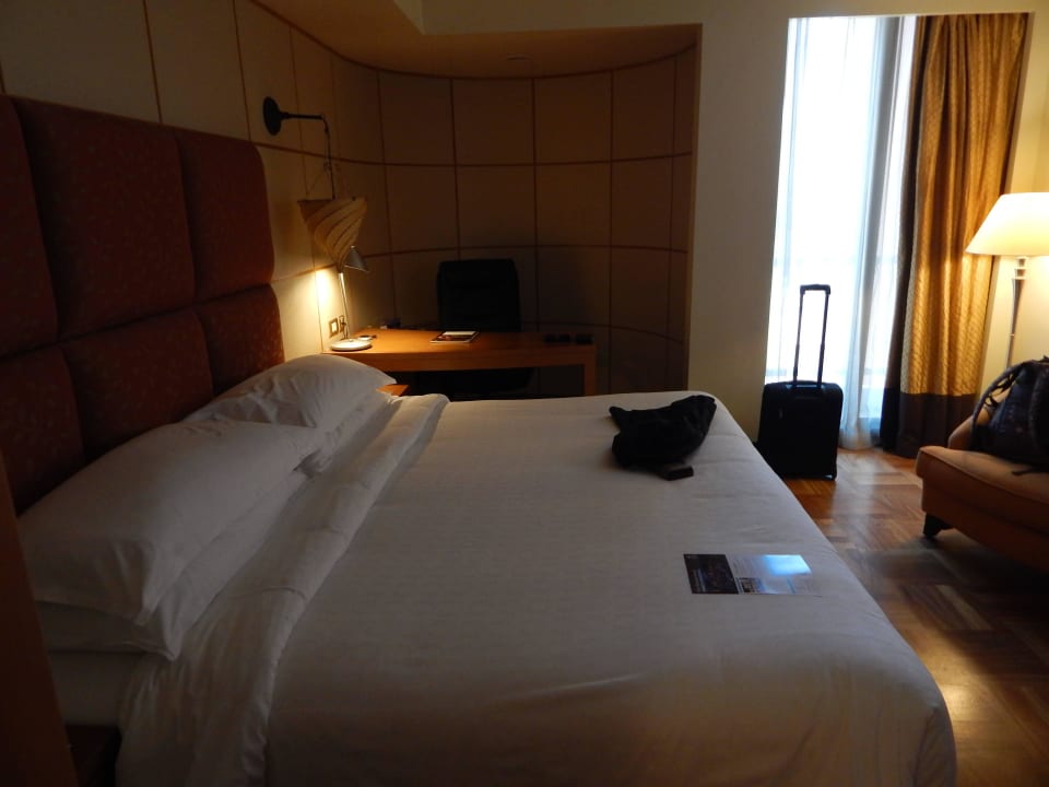 Wohnraum Sheraton Hotel & Resort Abu Dhabi