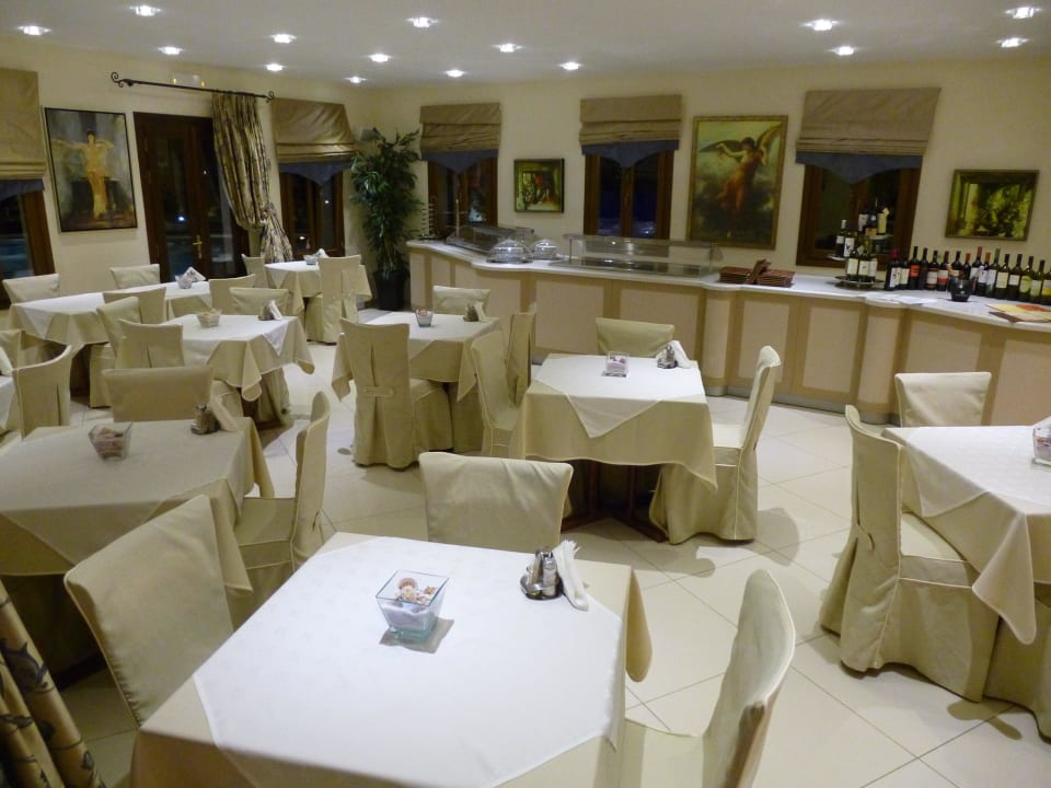 Frühstücksbereich (innen) Naxos Resort Beach Hotel