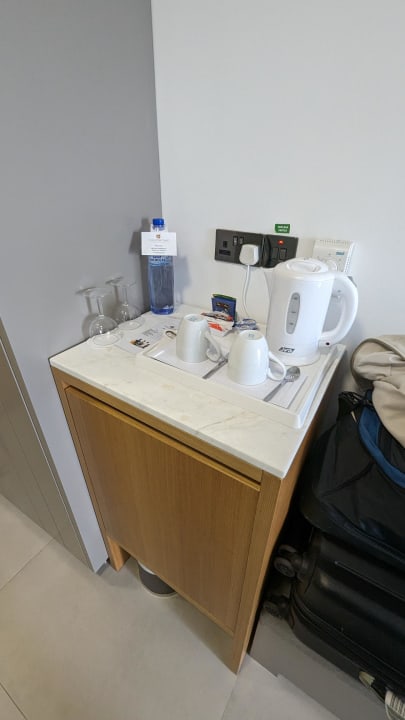 Zimmer Napa Mermaid Hotel & Suites