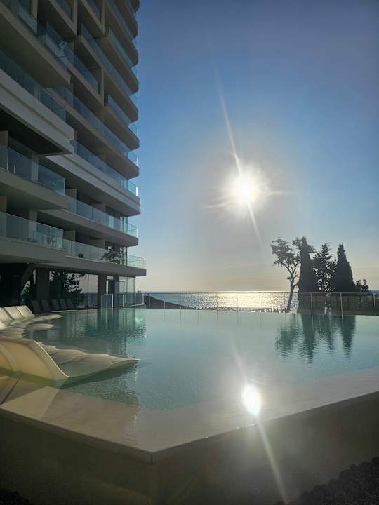 Pool GRIFID Noa