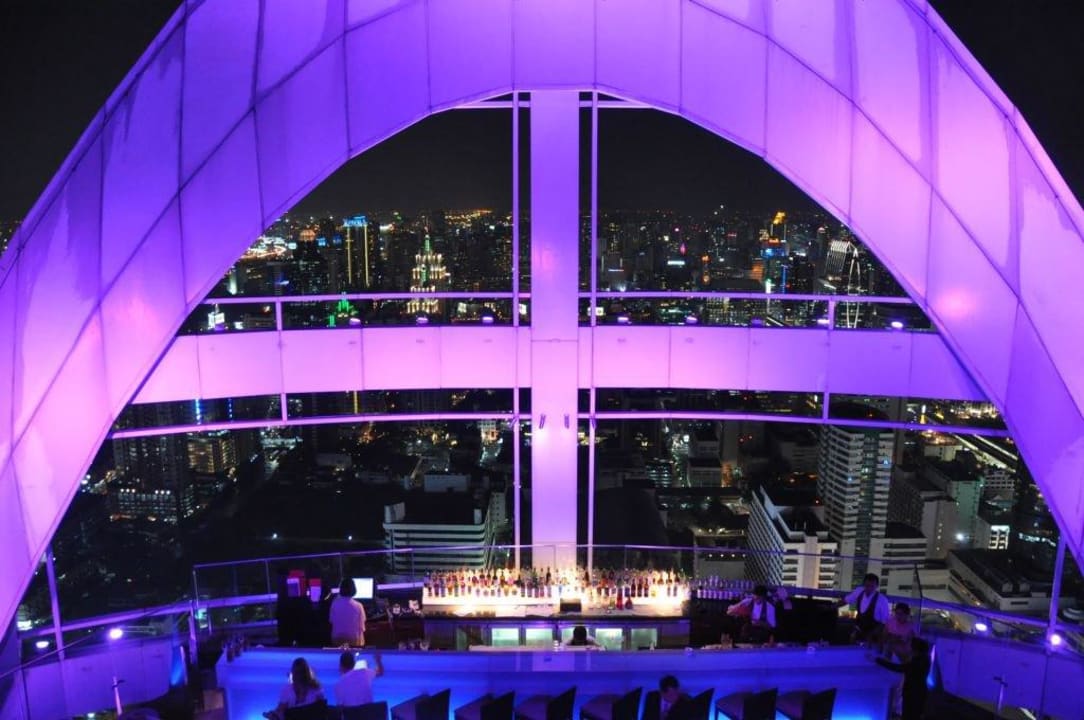 Die Red Sky Bar im 55.Stock - ein muss Erlebnis! Centara Grand At CentralWorld