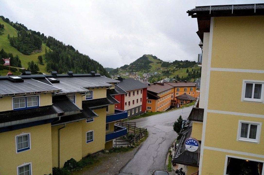 Blick von unserem Balkon ALPHAtauern Health Resort - ADULTS ONLY 15+