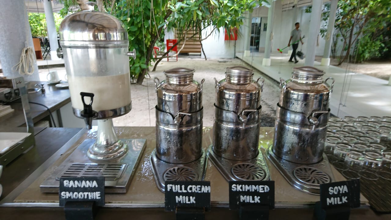 Amaya Food Büffet - Breakfast NH Collection Maldives Havodda Resort