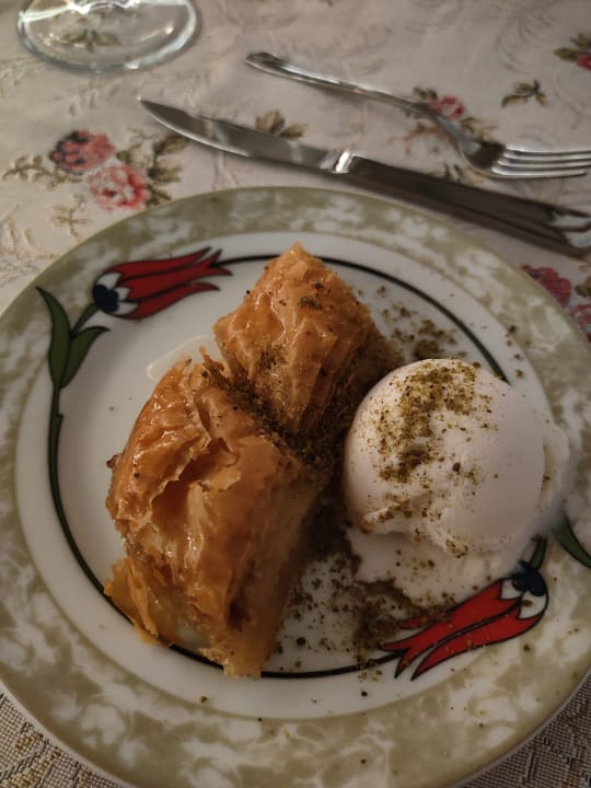 Gastro Oz Hotels Sui Resort