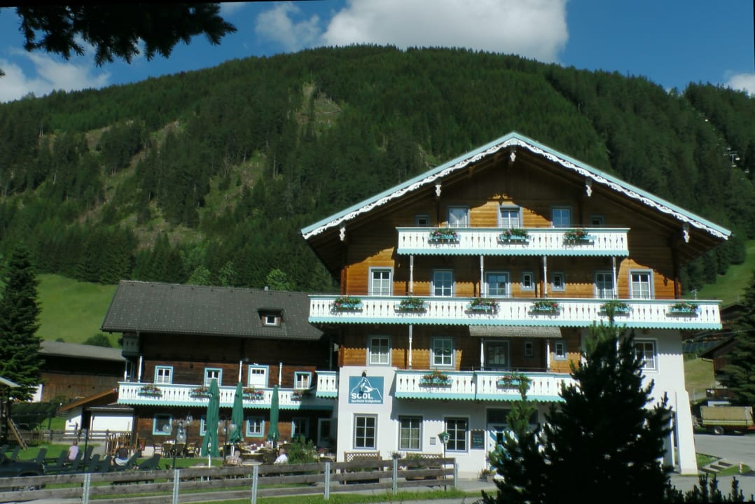 Außenansicht Scol Sporthotel Großglockner Haus Figol