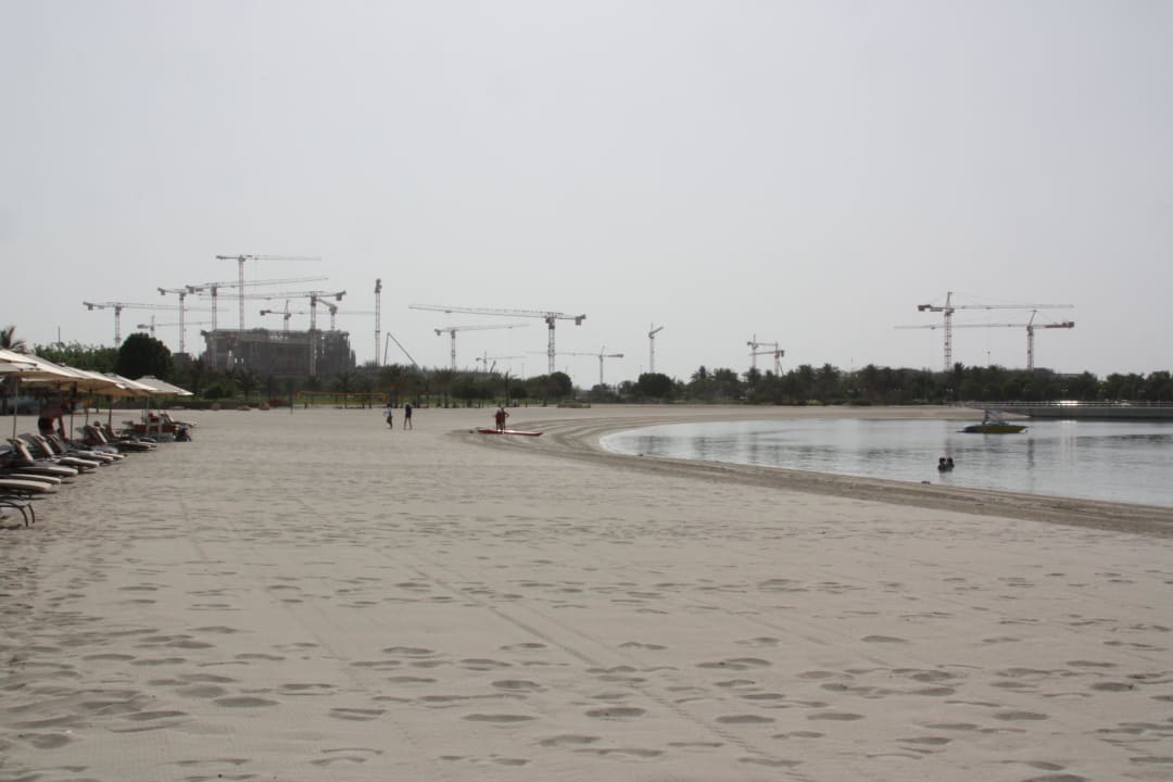 Viel Bautätigkeit um das Hotel Emirates Palace Mandarin Oriental