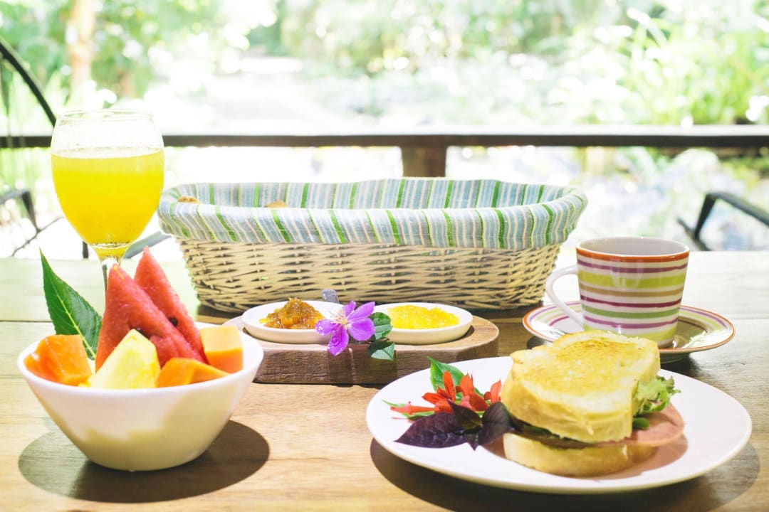 Delicious breakfast with jungle views included La Kukula Lodge