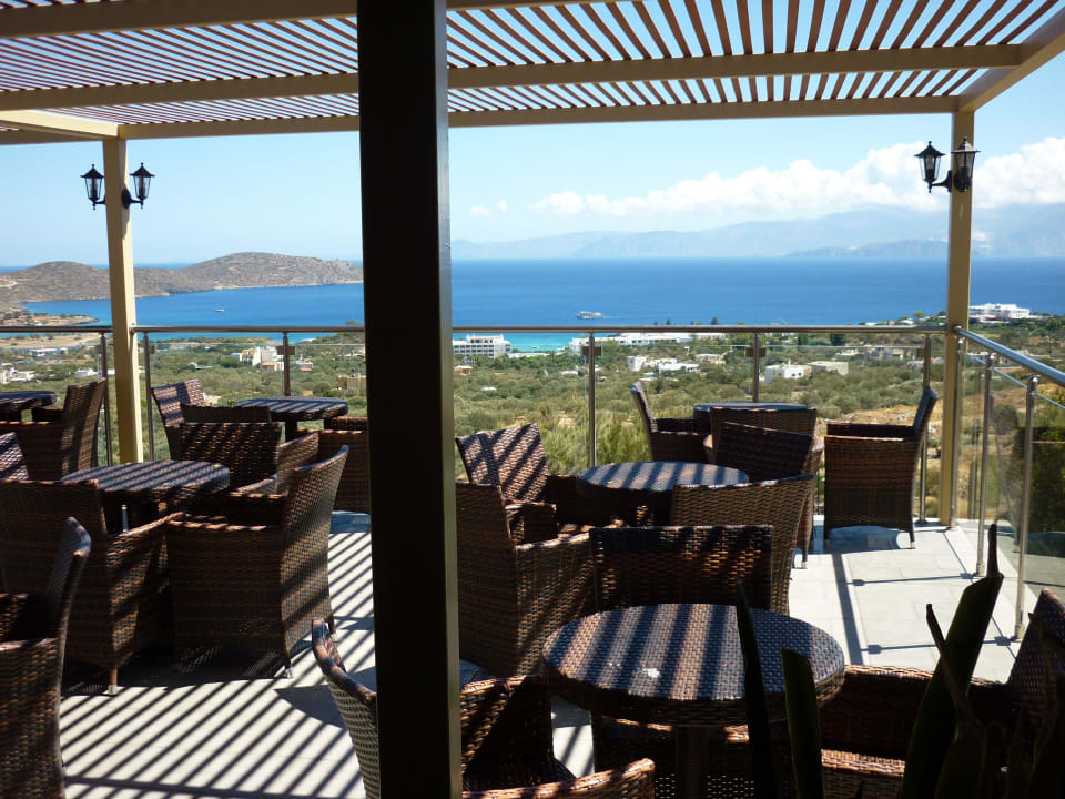 Meerblick von der überdachten Terrasse Elounda Residence Resort & Waterpark