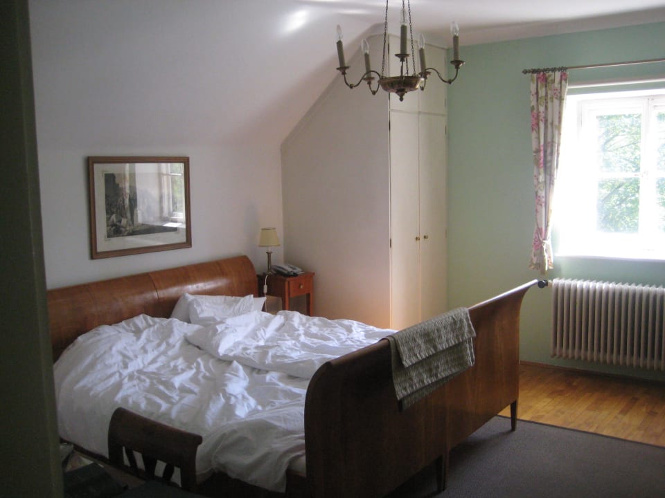 Bett Der Schlosswirt zu Anif - Biedermeierhotel & Restaurant