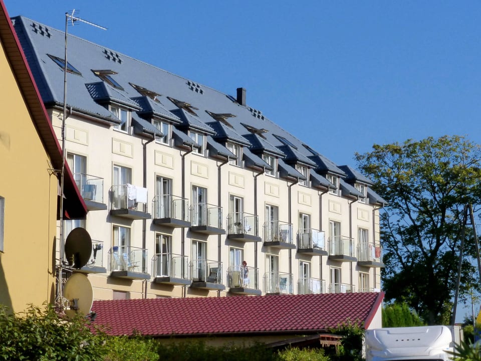 Westseite aus Nord gesehen Król Plaza Spa&Wellness