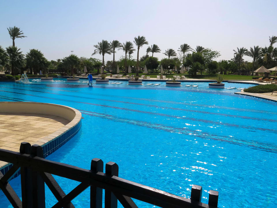 Poolanlage Steigenberger ALDAU Beach Hotel