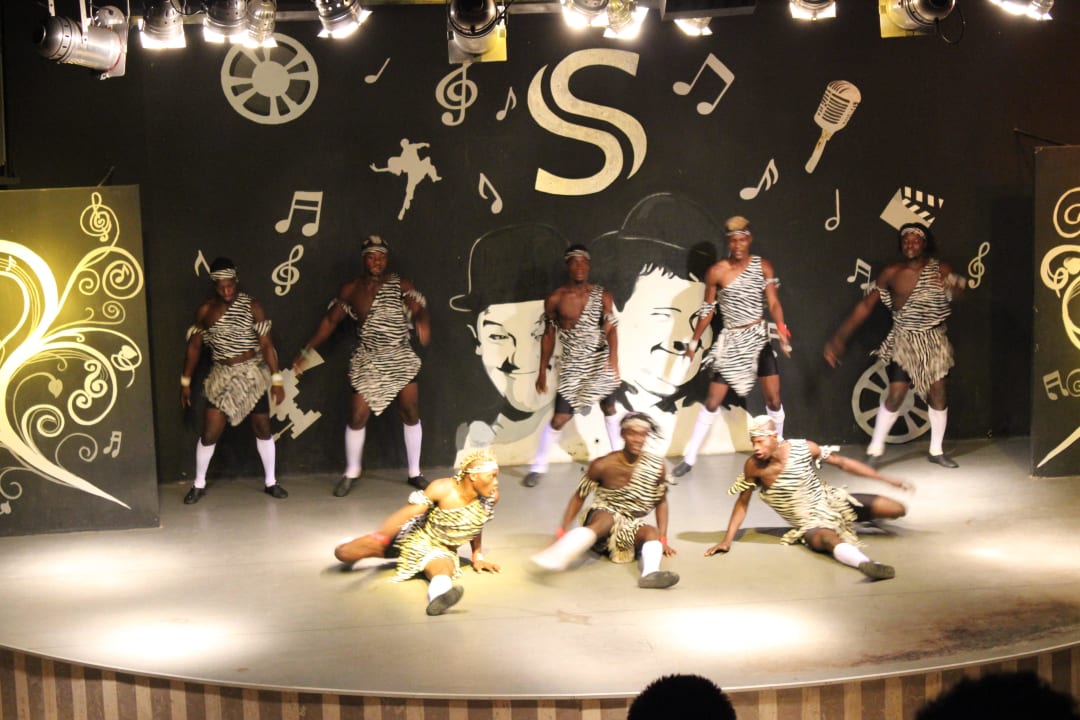 Acrobatic Show Saphir Resort & Spa