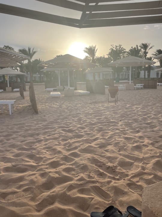 Strand Menaville Safaga