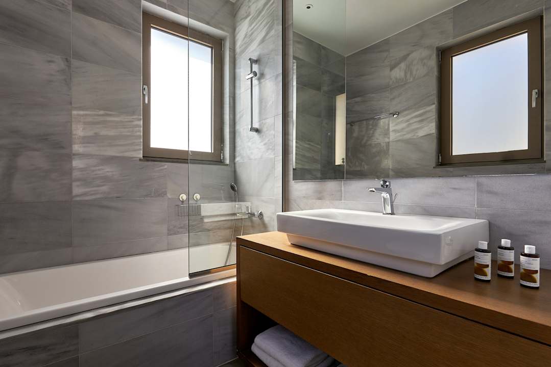 Zimmer Villa Adagio with Private Eco-Friendly Heated Pool