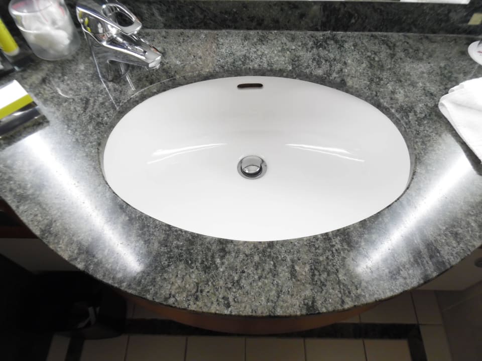 Suite 4021 - Waschbecken Warsaw Marriott Hotel