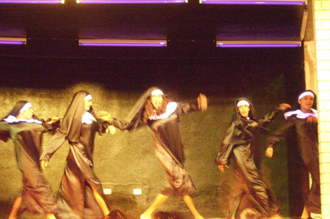 Sister Act Riadh Palms Resort & Spa