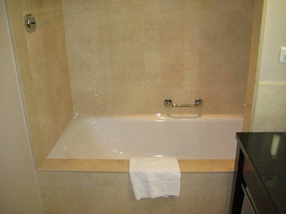 Eine Badewanne gabs auch InterContinental Warszawa