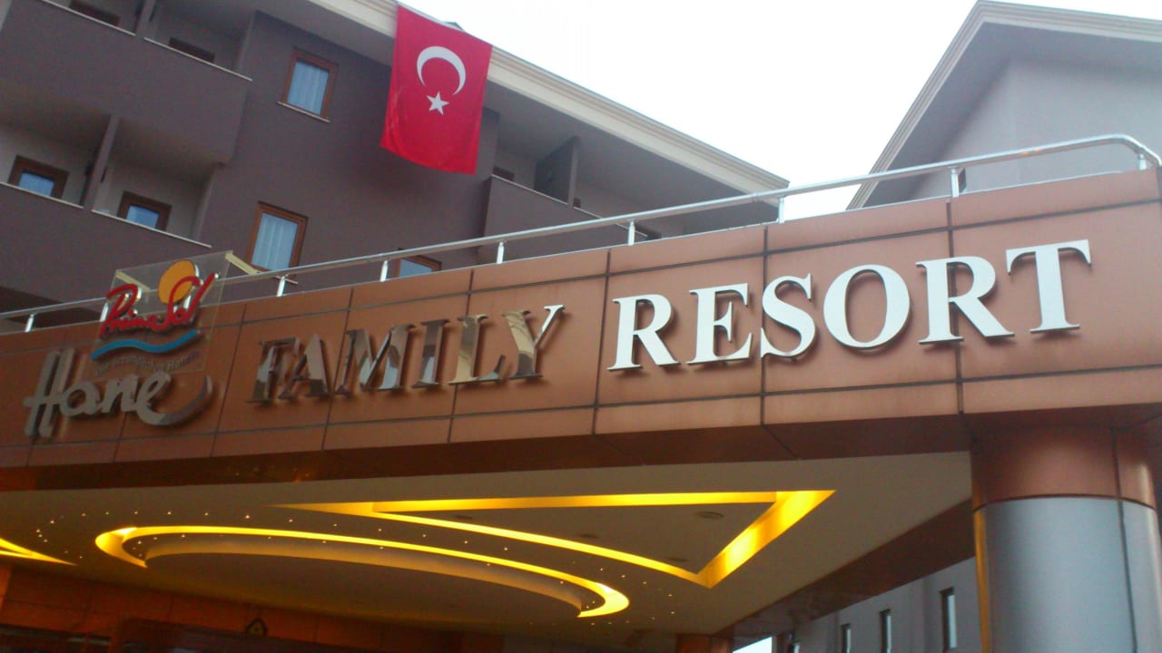 Eingangsbereich Hane Family Resort