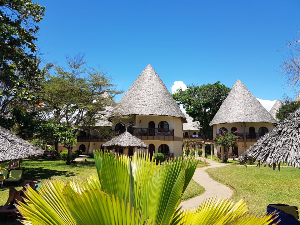 Gartenanlage Neptune Paradise Beach Resort & Spa