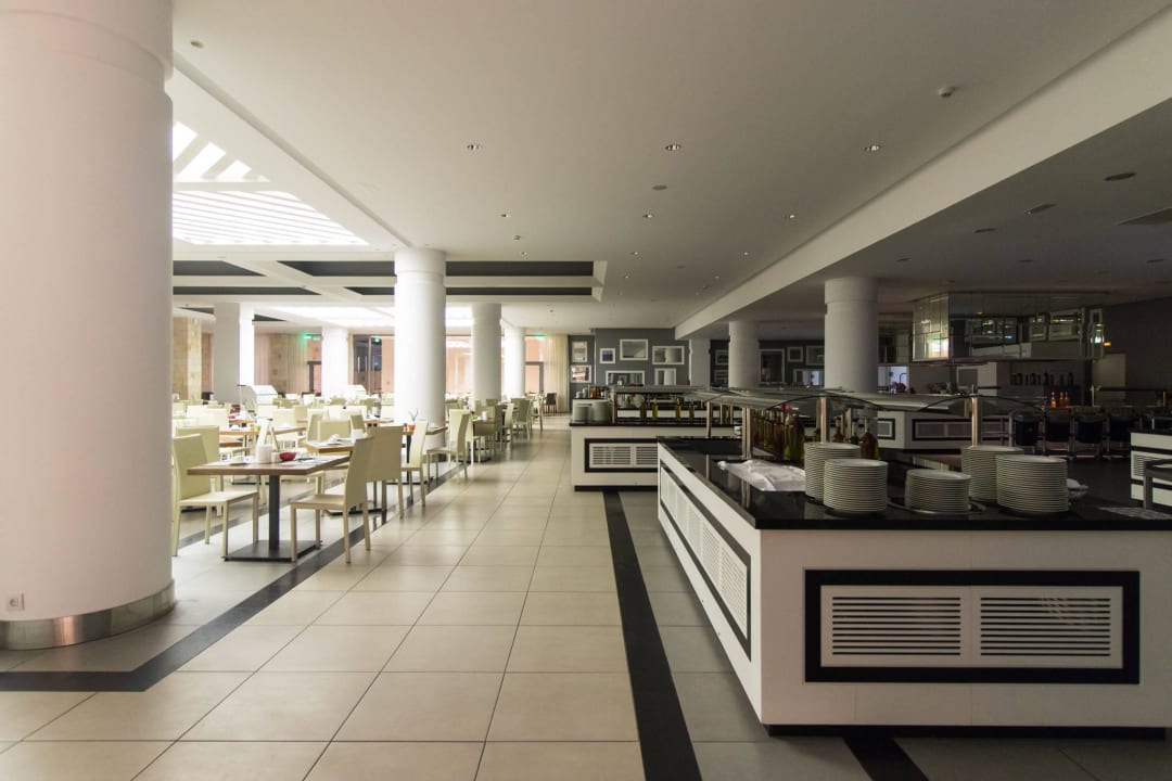 Medallion Restaurant Princess Andriana Resort & Spa